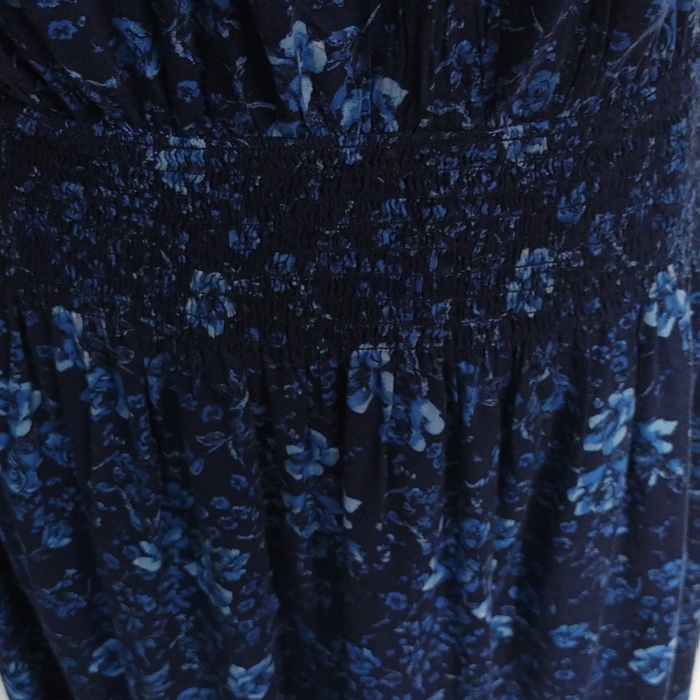 OLD NAVY 3X WOMENS PUFFED SLEEVE
DRESS / ROUNDED NECK - Picture 3 of 9